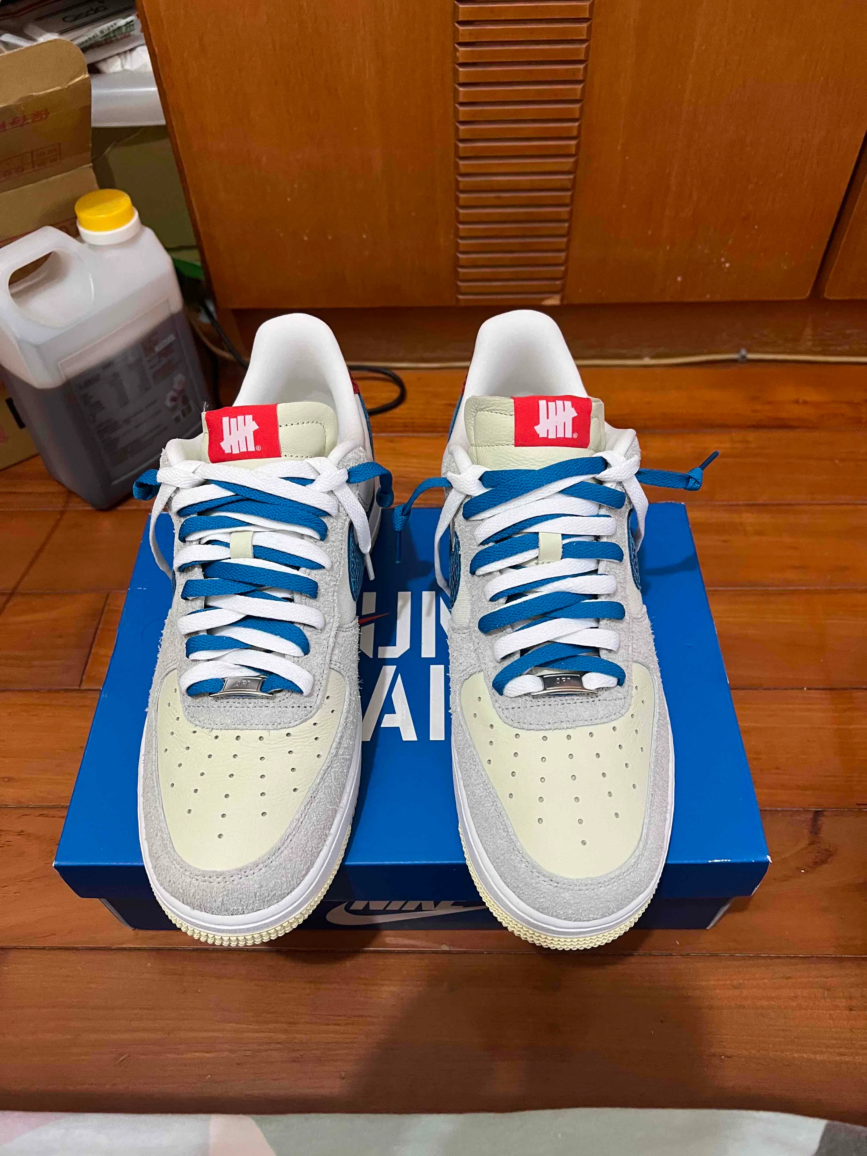 UNDEFEATED x Nike Air Force 1 Low '5 On It' DM8461-001 UNDEFEATED x Nike Air Force 1 Low '5 On It' DM8461-001